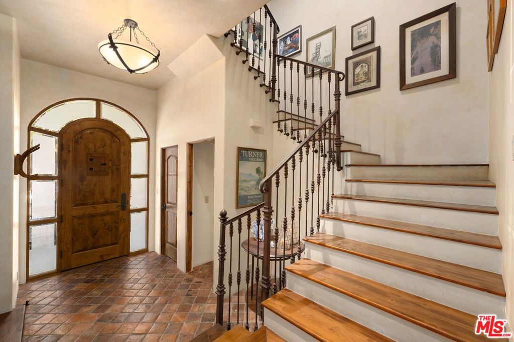 828 16th Street