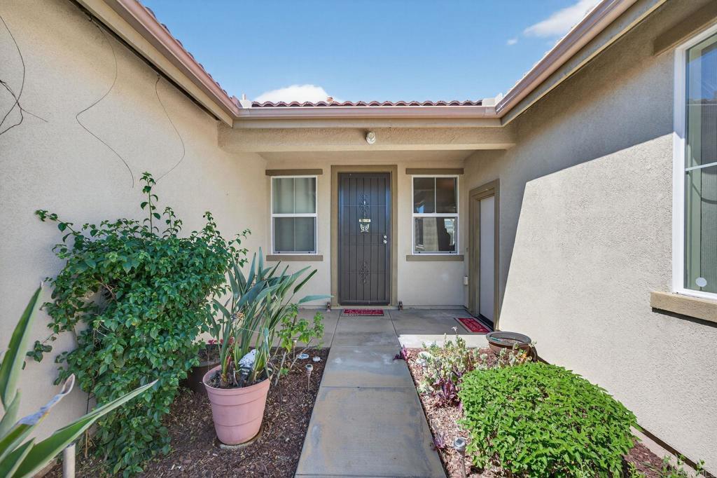 35277 Goldthread Lane