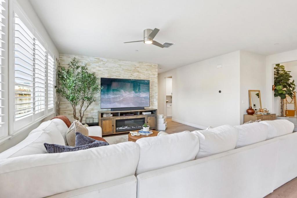 1119 Jason Creek Place