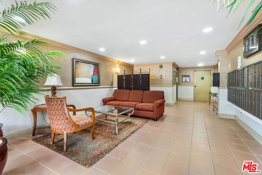 Photo of 4600 Via Dolce #305, Marina Del Rey, CA 90292 (MLS # 25574041)