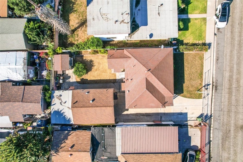 814 W Maple Street