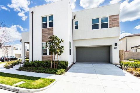 Photo of 260 Holliston, Lake Forest, CA 92630 (MLS # OC25215499)