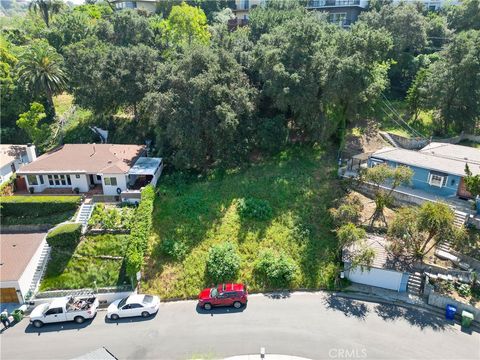 Photo of 11580 Sunshine Terrace, Studio City, CA 91604 (MLS # SR26074263)