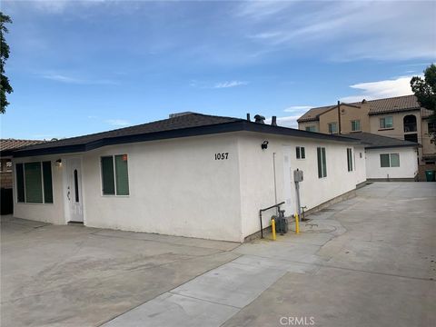 1057 circle city dr Circle Corona CA 92879