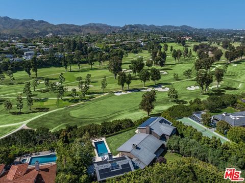 859 Woodacres Road Santa Monica CA 90402