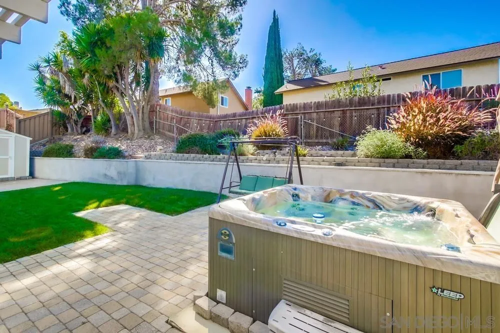 San Diego, California 92129, United States, 5 Bedrooms Bedrooms, ,2 BathroomsBathrooms,Residential,Active,219013