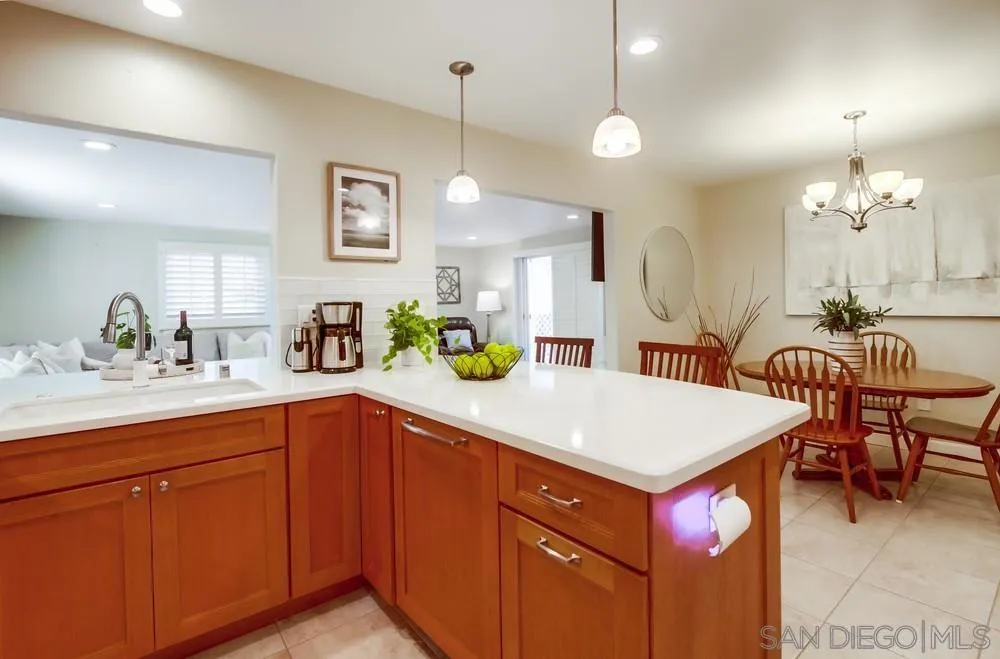 San Diego, California 92129, United States, 5 Bedrooms Bedrooms, ,2 BathroomsBathrooms,Residential,Active,219013