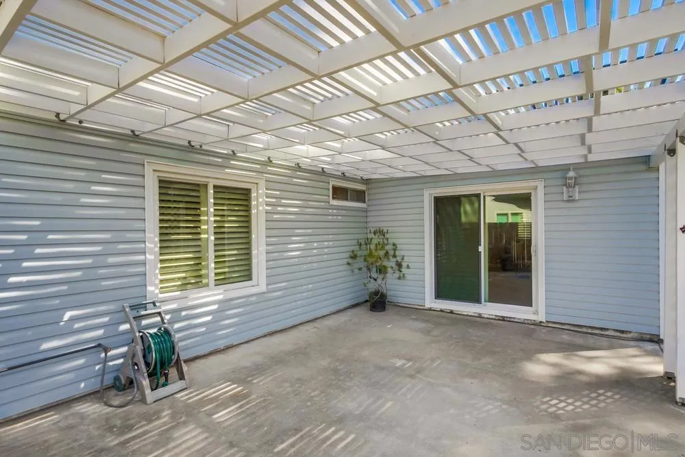 San Diego, California 92129, United States, 5 Bedrooms Bedrooms, ,2 BathroomsBathrooms,Residential,Active,219013