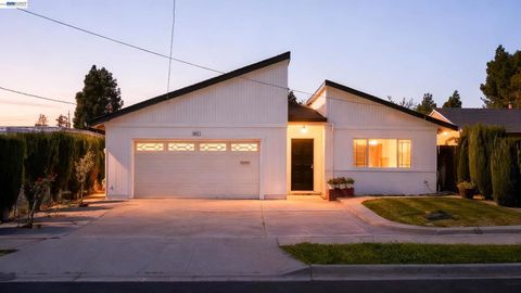 Photo of 6241 Cotton Ave Ave, Newark, CA 94560 (MLS # 41126910)