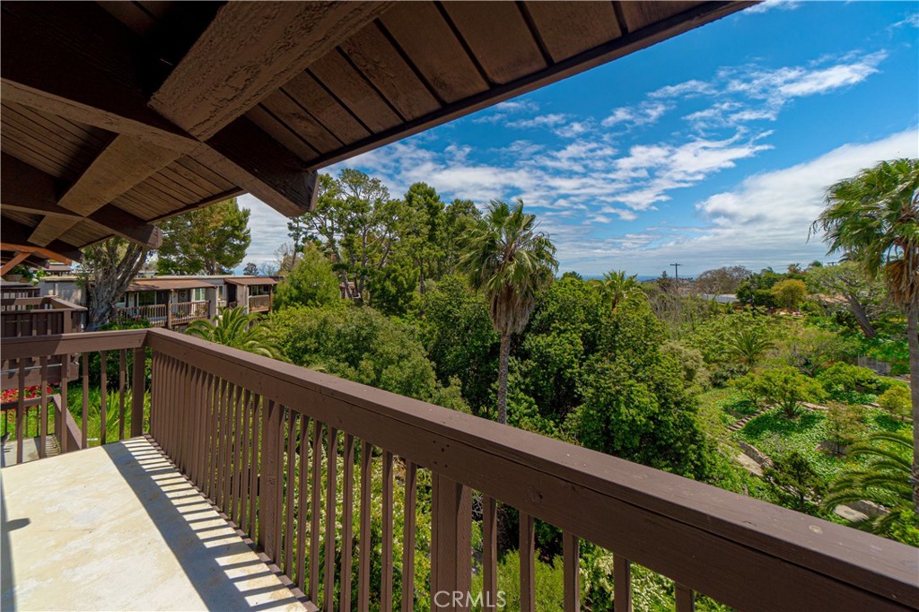 Welcome to your new home!!! -- Completely remodeled -- Ocean & canyon views -- Must see!!! -- 2 parking spaces -- 3 swimming pools, 2 hot tubs, 2 exercise rooms, & 24/7 hour security