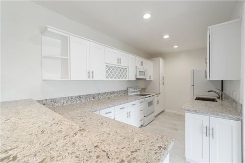Tiny photo for 314 S Miraleste Drive #111, San Pedro, CA 90732 (MLS # SB25147449)