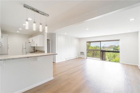 Tiny photo for 314 S Miraleste Drive #111, San Pedro, CA 90732 (MLS # SB25147449)
