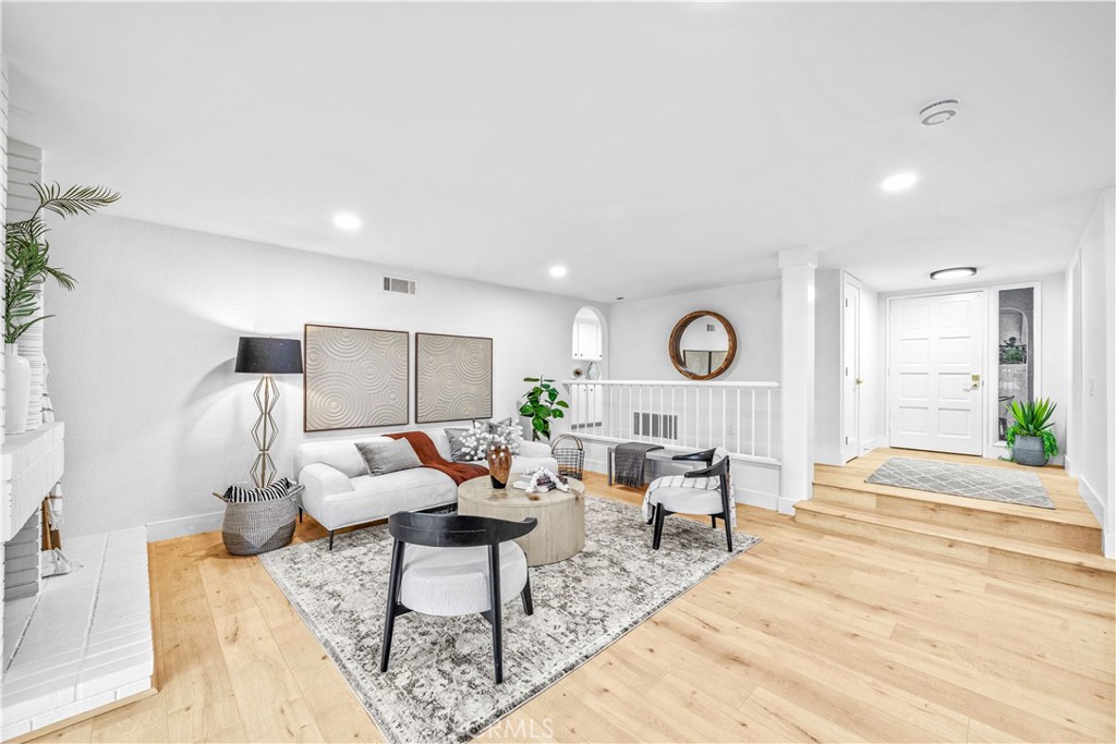 Mallorca Condos (MQ) - Residential