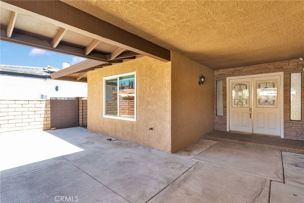 13435 Spring Valley