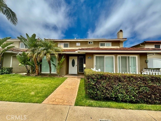This 5-bedroom 3 bath extremely large two-story home includes large bedrooms with an additional bonus room for an office or an extra bedroom. The unit has a private enclosed yard area, full size washer/dryer hook ups, 2 fireplaces, travertine floors, crown molding throughout, granite countertops in the bathrooms and kitchens, and stainless-steel appliances, including refrigerator. This home includes all of the finishes of a high-end designer home.