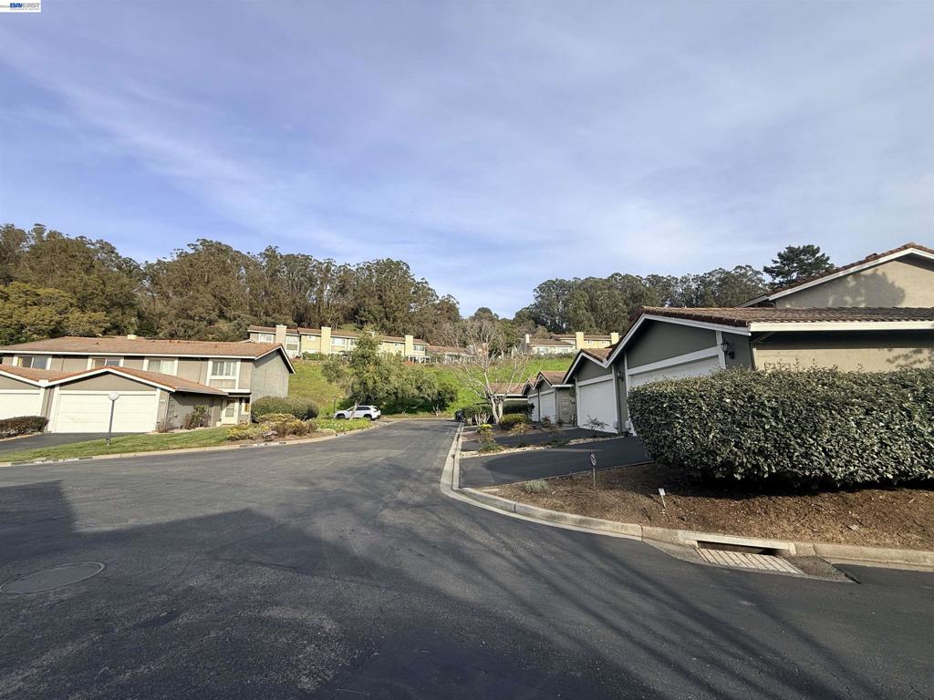 123 Ironwood