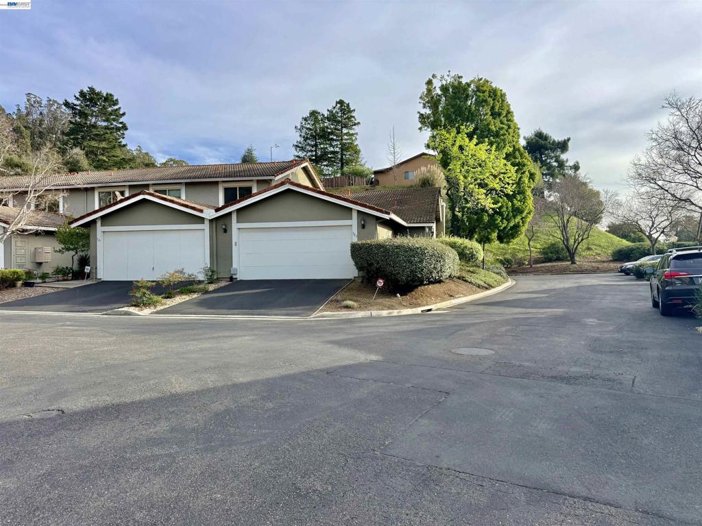 123 Ironwood