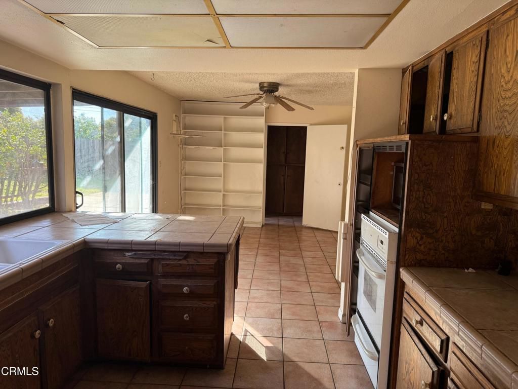 Photo of 1524 Lyndhurst Avenue, Camarillo, CA 93010 (MLS # V1-34167)