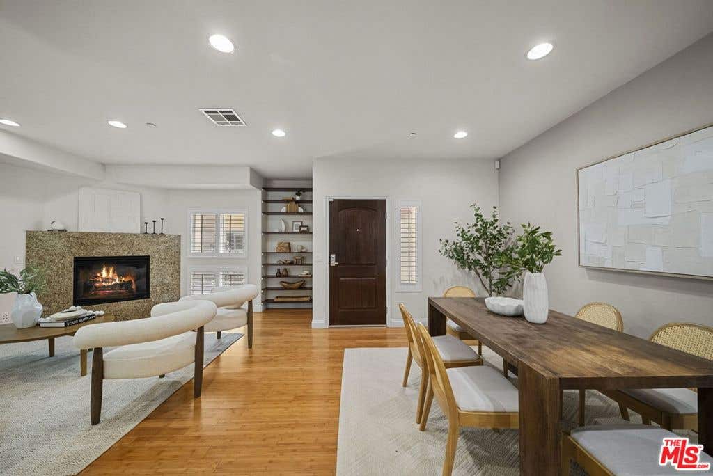 Photo of 5727 Camellia Avenue #108, North Hollywood, CA 91601 (MLS # 26857577)