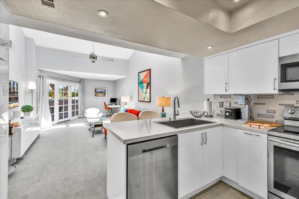 Palm Springs, California 92262, United States, 1 Bedroom Bedrooms, ,2 BathroomsBathrooms,Residential,Active,238798