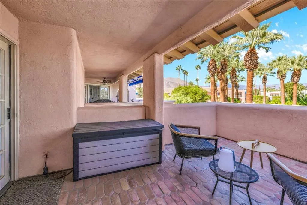 Palm Springs, California 92262, United States, 1 Bedroom Bedrooms, ,2 BathroomsBathrooms,Residential,Active,238798