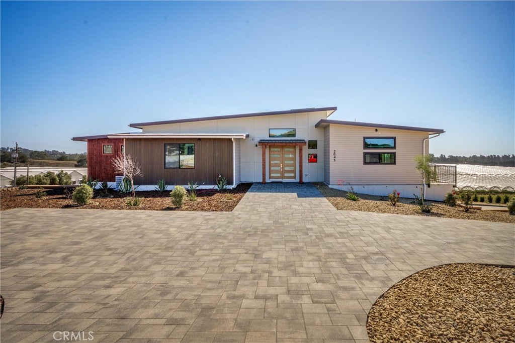 2045 Westhampton Drive
