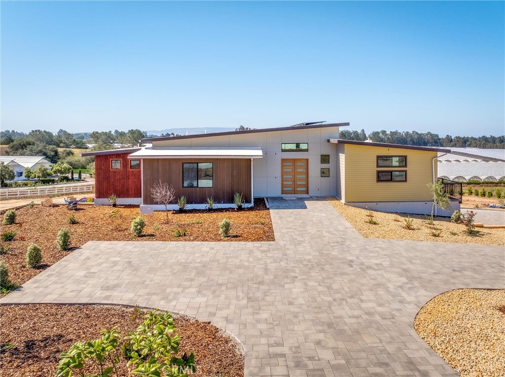 2045 Westhampton Drive