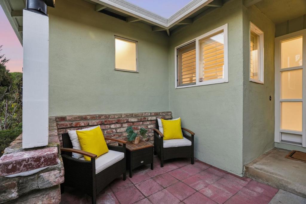 841 Brentwood Drive
