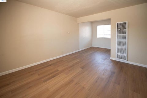 Photo of 731 Calvados Ave Ave, Sacramento, CA 95815 (MLS # 41144616)