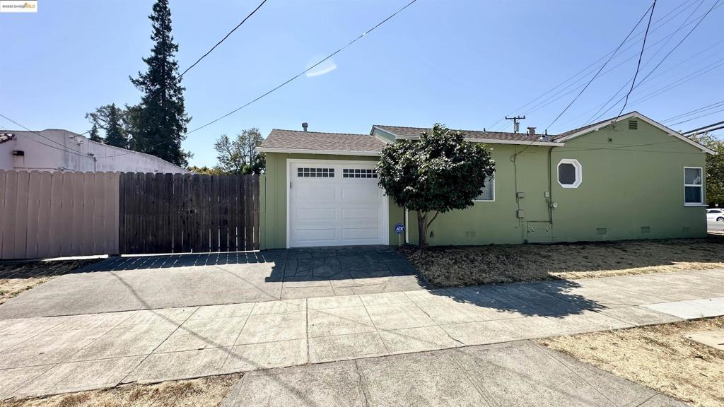 MAXWELL PK - Residential Lease