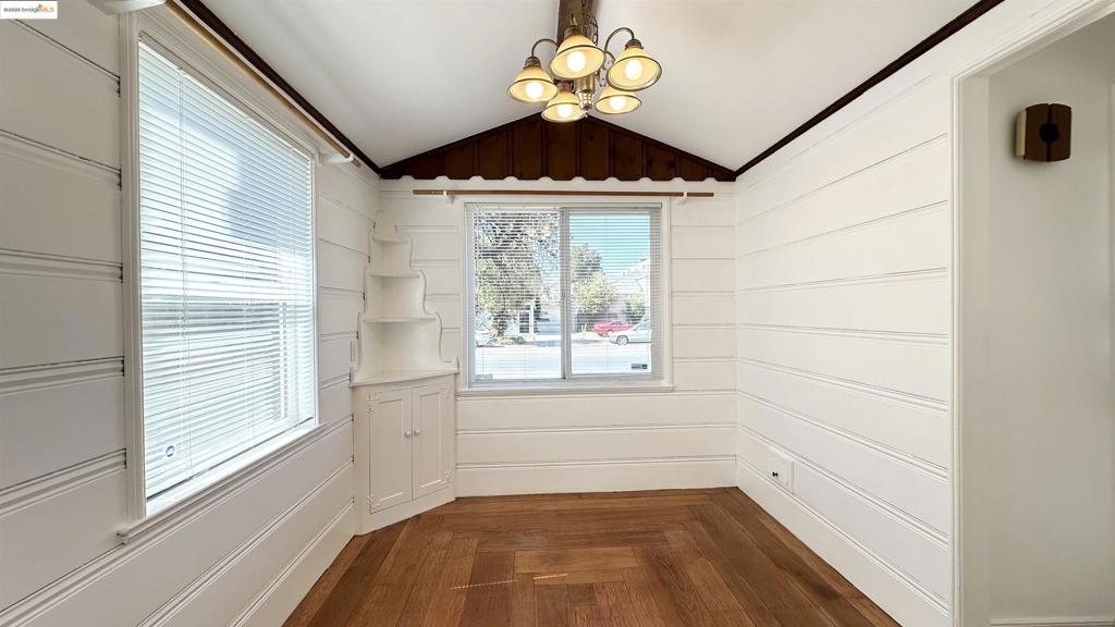 MAXWELL PK - Residential Lease