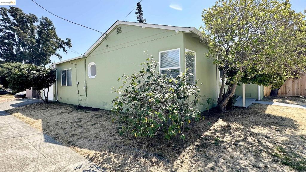 MAXWELL PK - Residential Lease