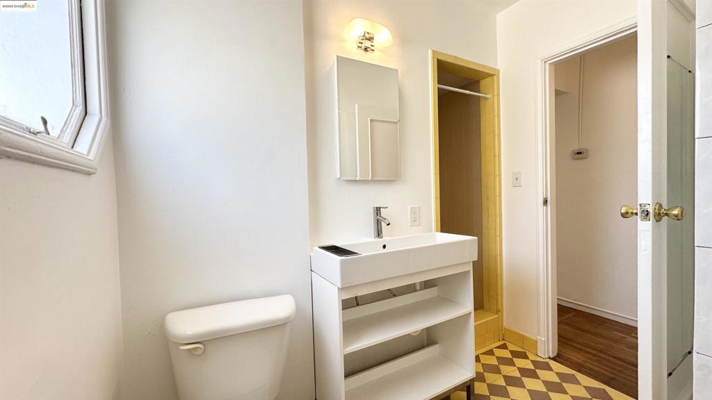 MAXWELL PK - Residential Lease