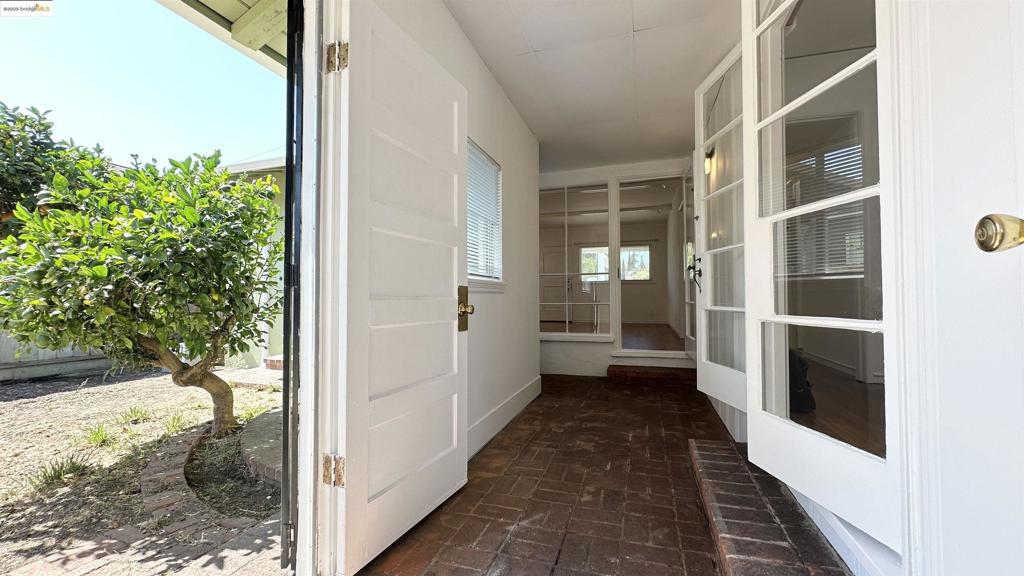 MAXWELL PK - Residential Lease