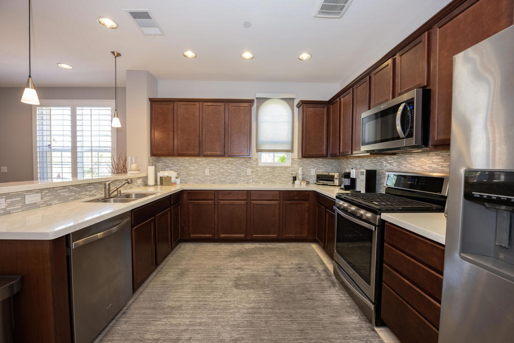 Codorniz - Residential Lease