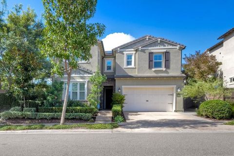 Photo of 16482 Edgehill Rd Rd, San Diego, CA 92127 (MLS # 250042566SD) Photo of 16482 Edgehill Rd Rd, San Diego, CA 92127 (MLS # 250042566SD)