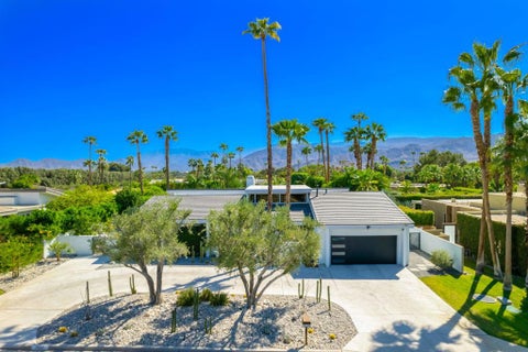 Photo of 71137 Patricia Park Place, Rancho Mirage, CA 92270 (MLS # 219154138DA)