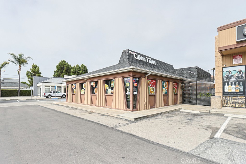 14071 Goldenwest