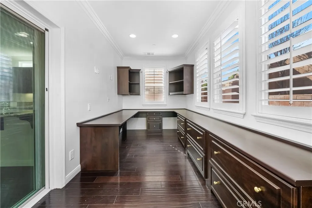 Fontana, California 92336, United States, 4 Bedrooms Bedrooms, ,4 BathroomsBathrooms,Residential,Active,157986