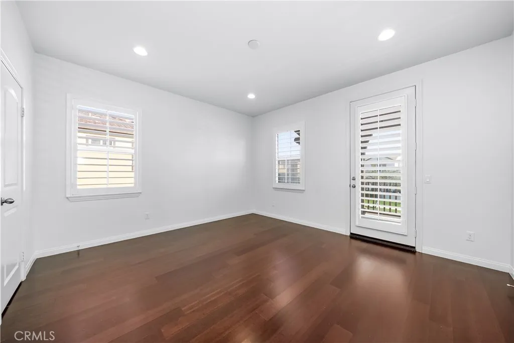 Fontana, California 92336, United States, 4 Bedrooms Bedrooms, ,4 BathroomsBathrooms,Residential,Active,157986