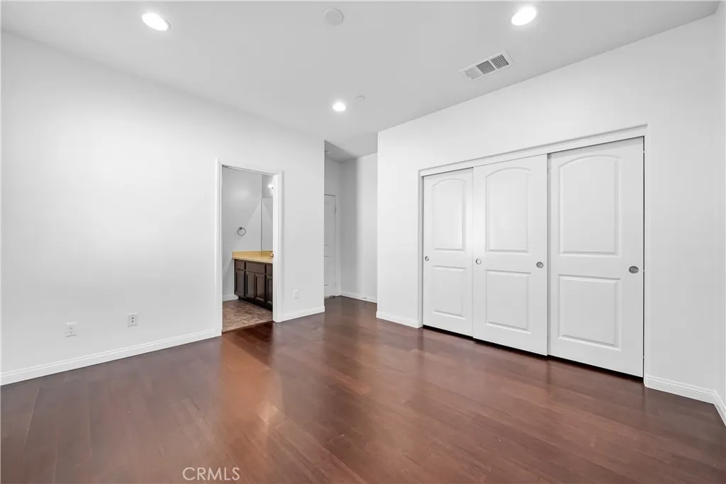 Fontana, California 92336, United States, 4 Bedrooms Bedrooms, ,4 BathroomsBathrooms,Residential,Active,157986