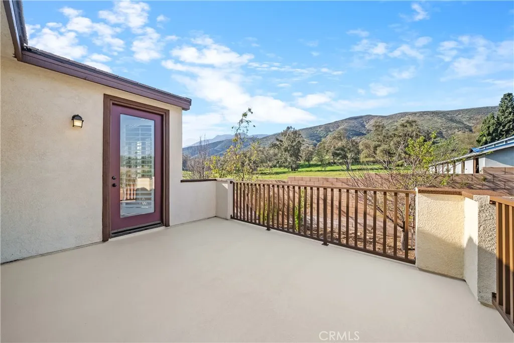 Fontana, California 92336, United States, 4 Bedrooms Bedrooms, ,4 BathroomsBathrooms,Residential,Active,157986