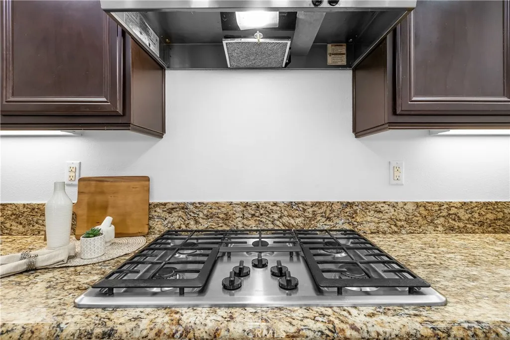 Fontana, California 92336, United States, 4 Bedrooms Bedrooms, ,4 BathroomsBathrooms,Residential,Active,157986