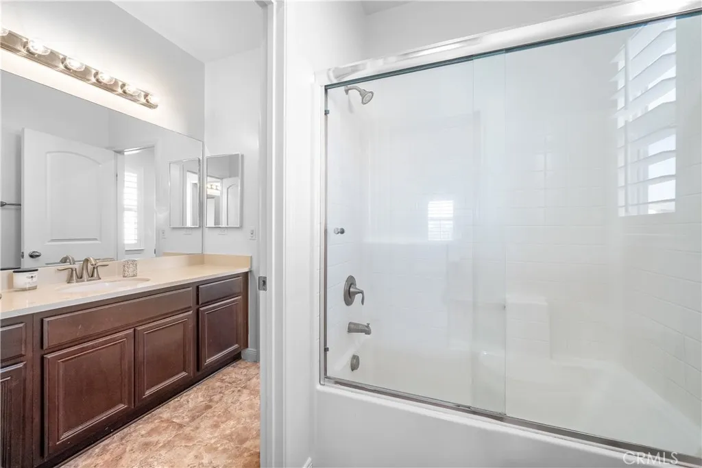 Fontana, California 92336, United States, 4 Bedrooms Bedrooms, ,4 BathroomsBathrooms,Residential,Active,157986