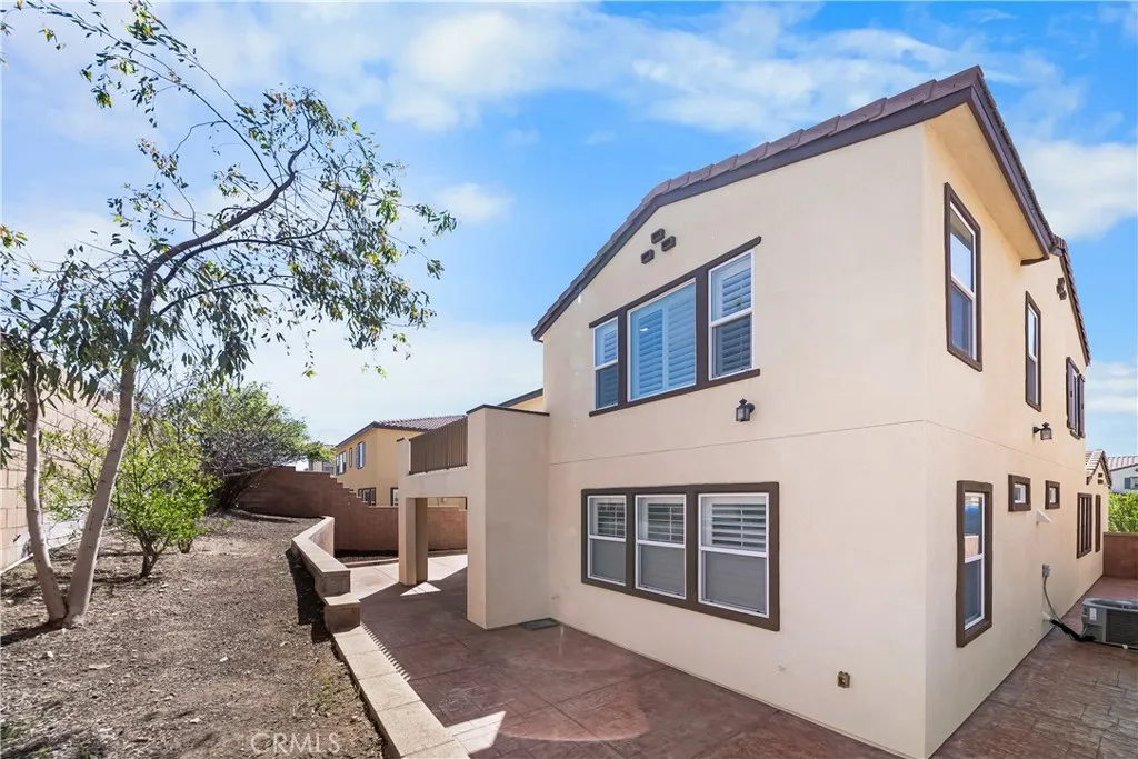 Fontana, California 92336, United States, 4 Bedrooms Bedrooms, ,4 BathroomsBathrooms,Residential,Active,157986