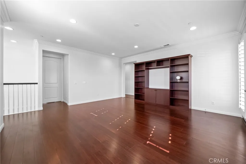 Fontana, California 92336, United States, 4 Bedrooms Bedrooms, ,4 BathroomsBathrooms,Residential,Active,157986