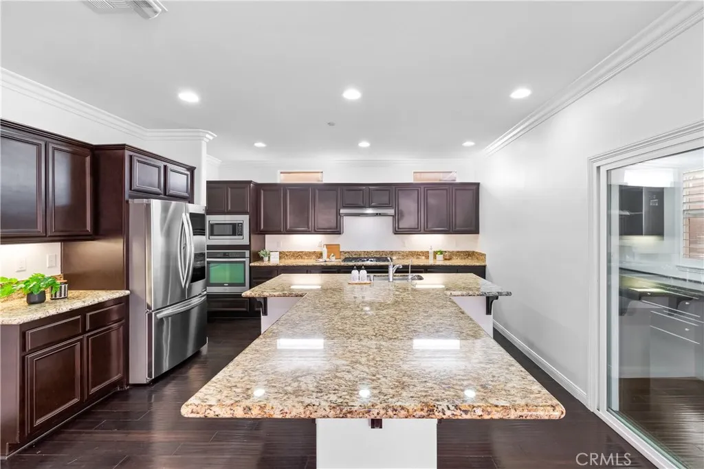 Fontana, California 92336, United States, 4 Bedrooms Bedrooms, ,4 BathroomsBathrooms,Residential,Active,157986