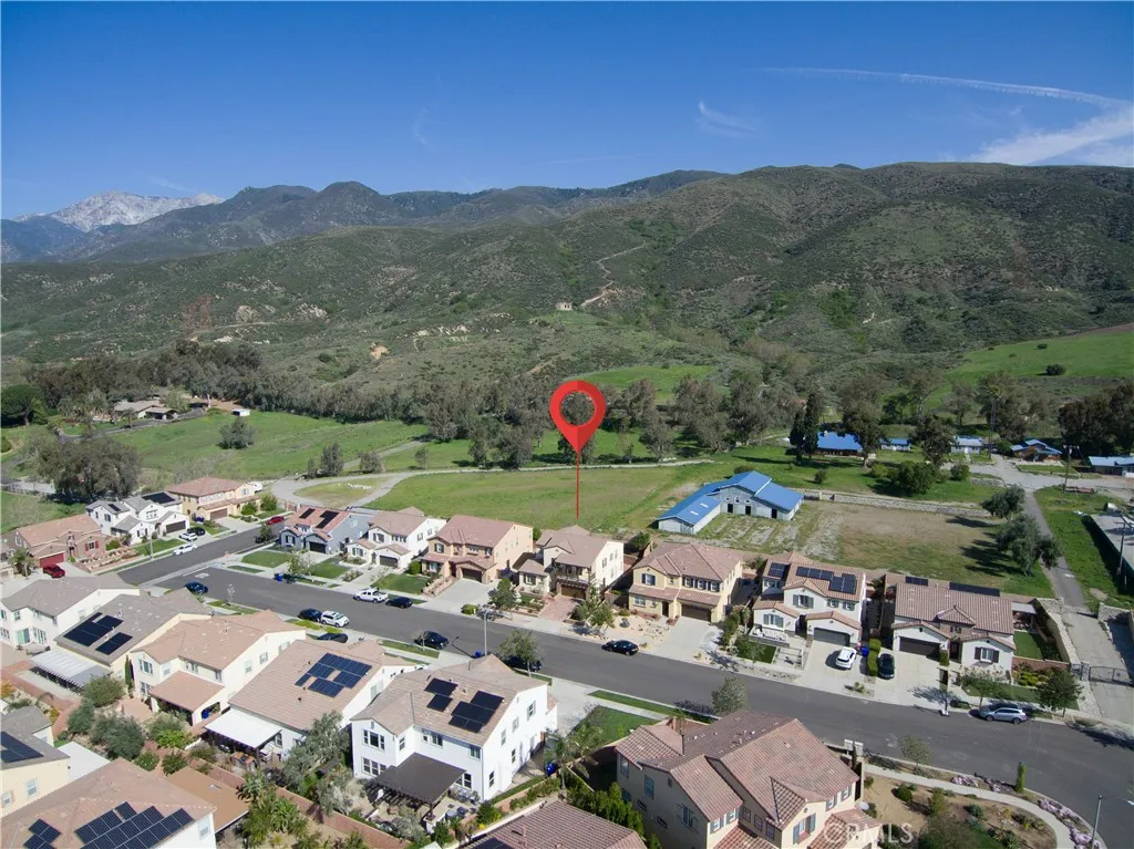 Fontana, California 92336, United States, 4 Bedrooms Bedrooms, ,4 BathroomsBathrooms,Residential,Active,157986