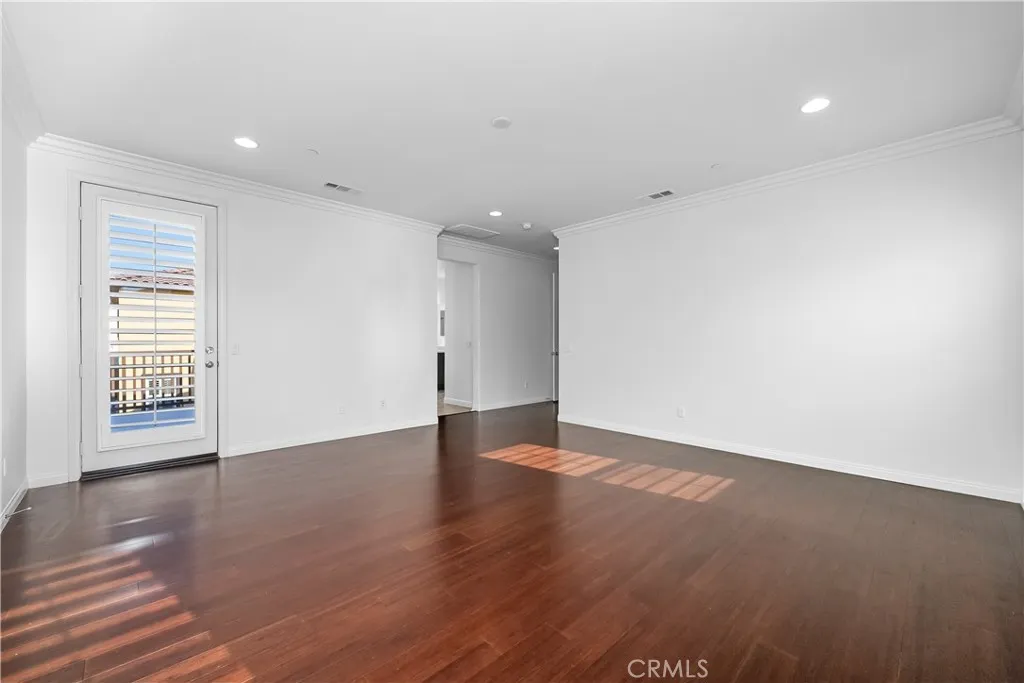 Fontana, California 92336, United States, 4 Bedrooms Bedrooms, ,4 BathroomsBathrooms,Residential,Active,157986