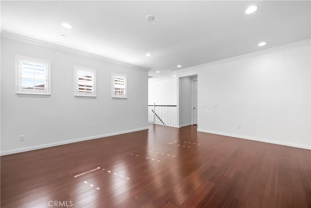 Fontana, California 92336, United States, 4 Bedrooms Bedrooms, ,4 BathroomsBathrooms,Residential,Active,157986